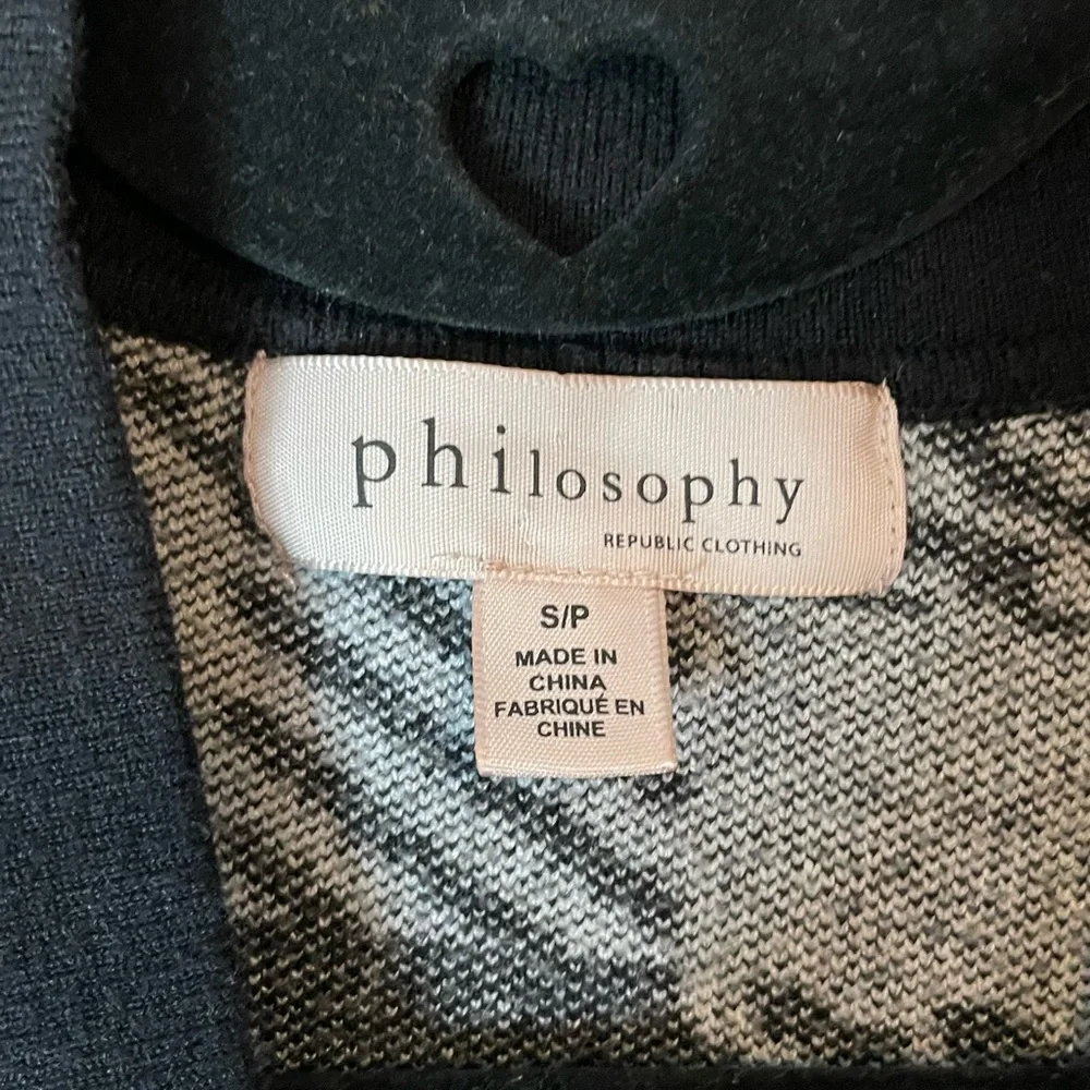 Philosophy Black and White Houndstooth Cardigan with Gold Buttons Size‎ Small